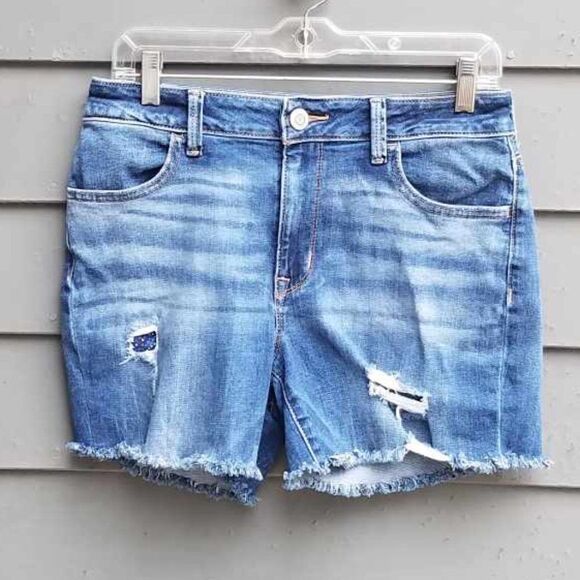 Maurices Upcycled Distressed Jean Shorts with British Flag Pocket Medium - Picture 2 of 13